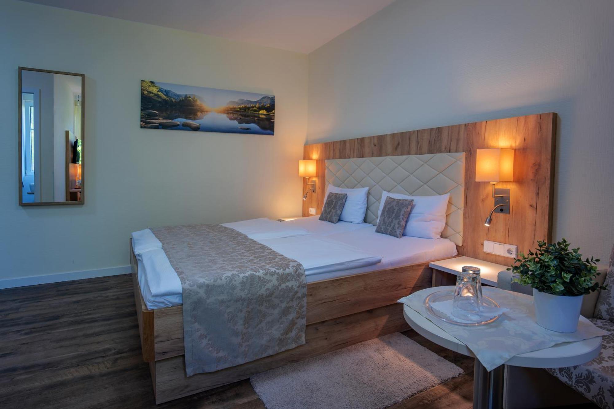 Restaurant & Hotel Storchenklause Storkow  Ngoại thất bức ảnh