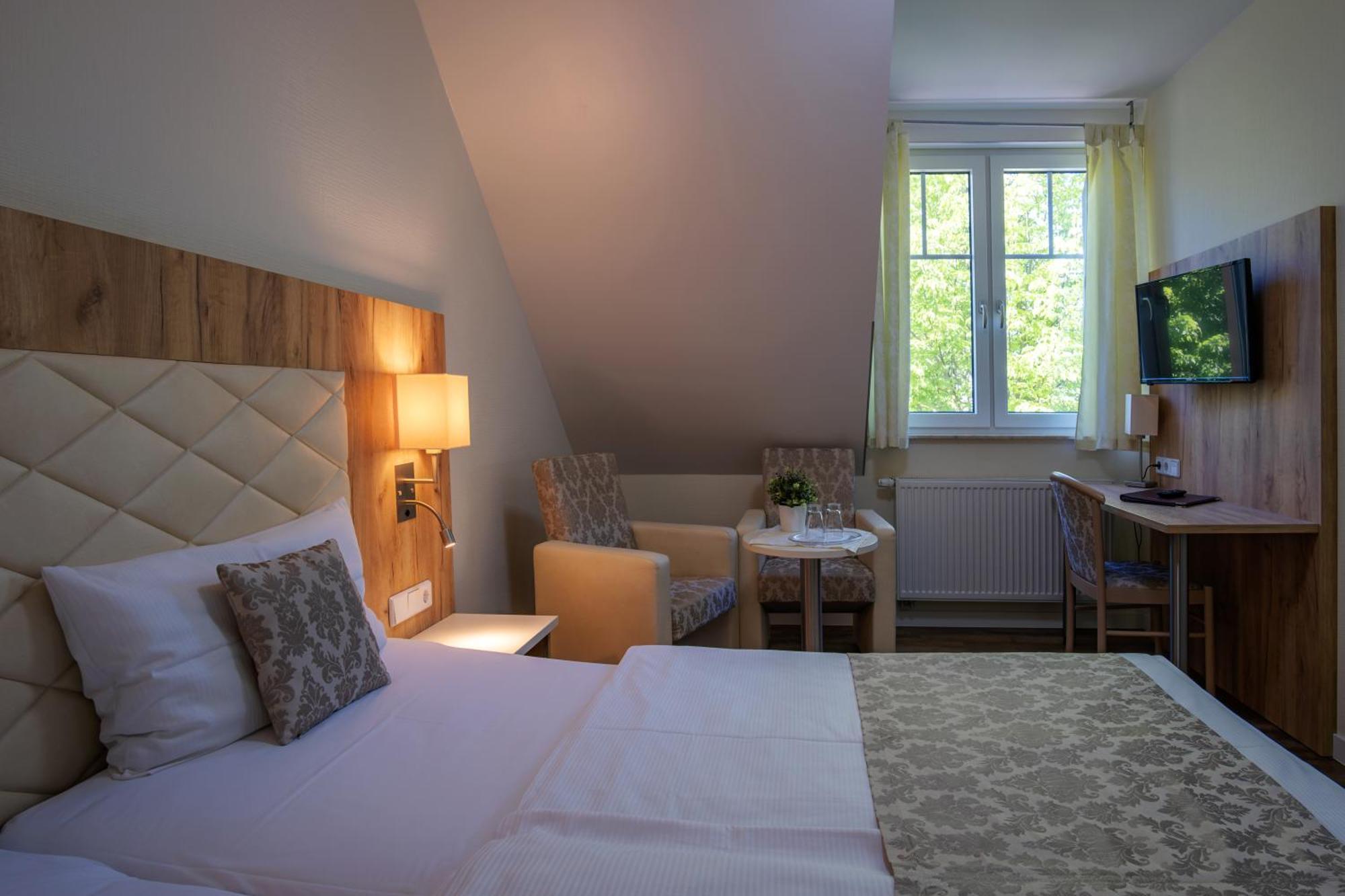 Restaurant & Hotel Storchenklause Storkow  Ngoại thất bức ảnh