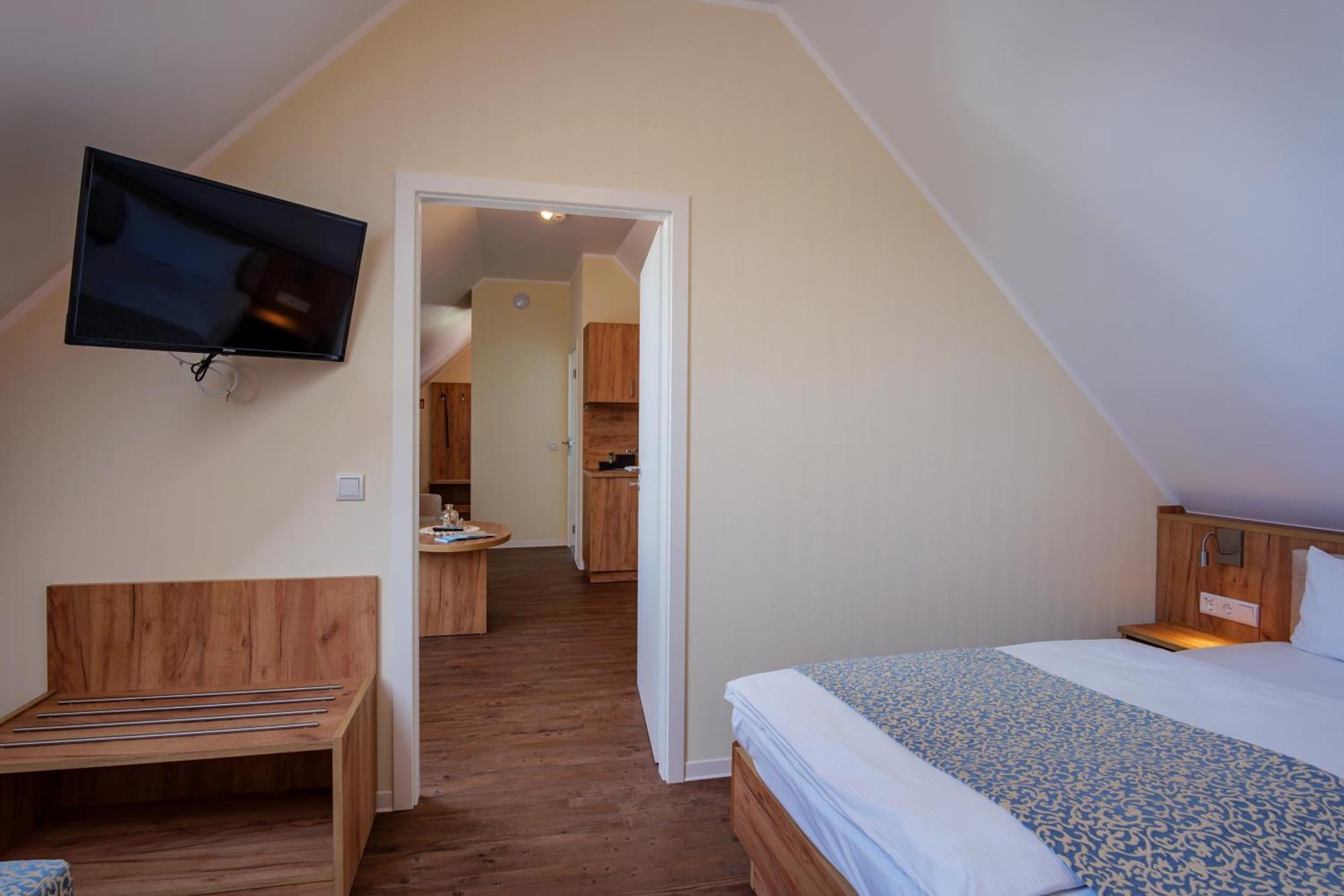 Restaurant & Hotel Storchenklause Storkow  Ngoại thất bức ảnh