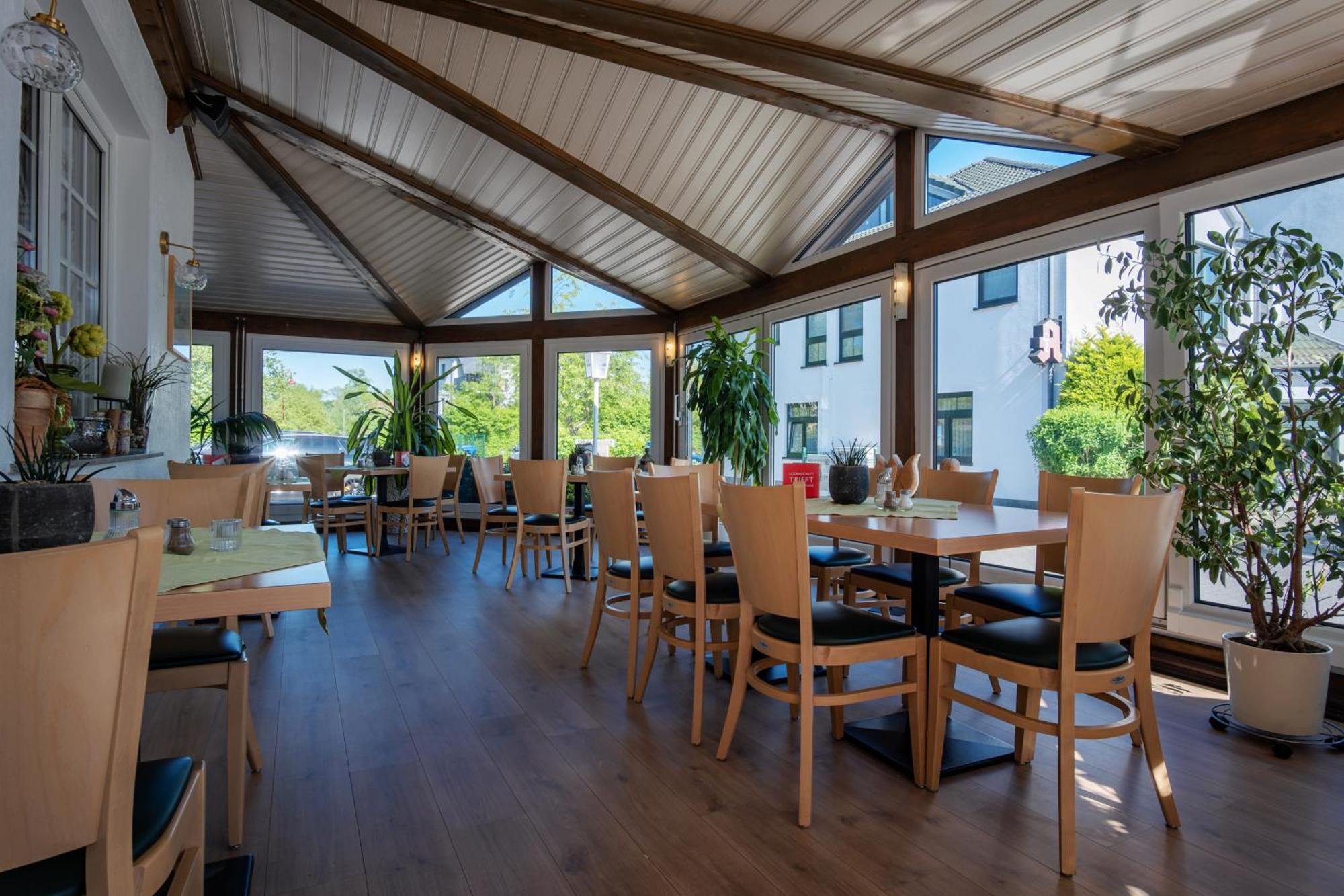 Restaurant & Hotel Storchenklause Storkow  Ngoại thất bức ảnh
